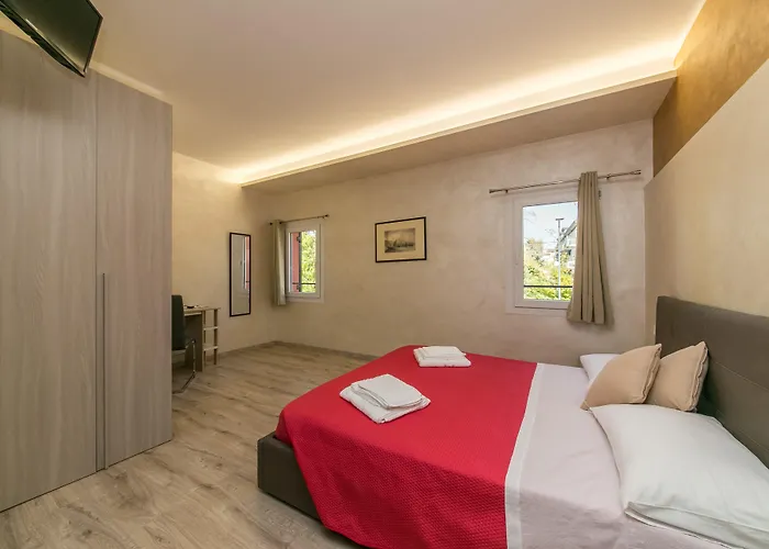 Red Lion Guest House Mestre